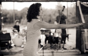 Metropolitan Klezmer performs dance music at a country wedding Metropolitan Klezmer performs dance music at a country wedding